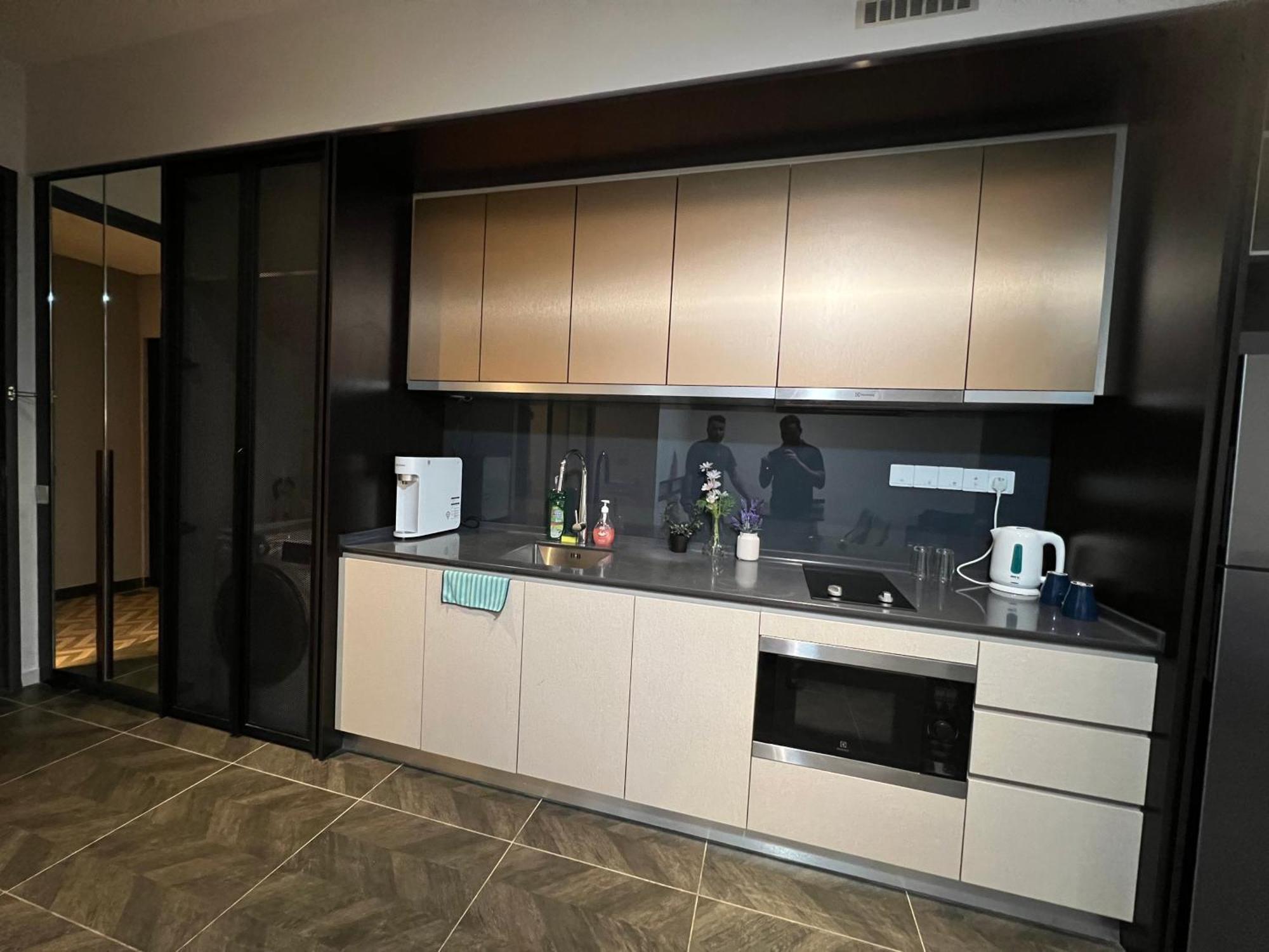 Scarletz Suites Kuala Lumpur By City Center Exteriör bild